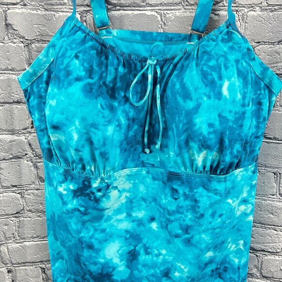 Lands End Swim Tankini Top With Adjustable Straps & Built-In Bra Womens Plus 22W - Picture 8 of 9